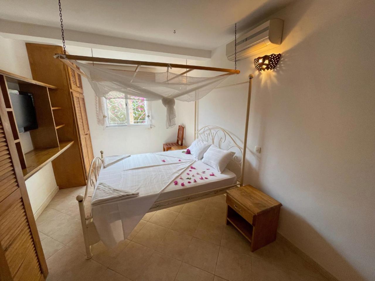 Adjana Resort - Résidence Du Port et ailleurs sur la Petite Côte Saly Portudal Esterno foto